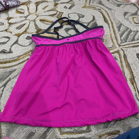 💕Lululemon bright pink gray workout tank with bra sz Medium 💕 - Picture 6 of 11
